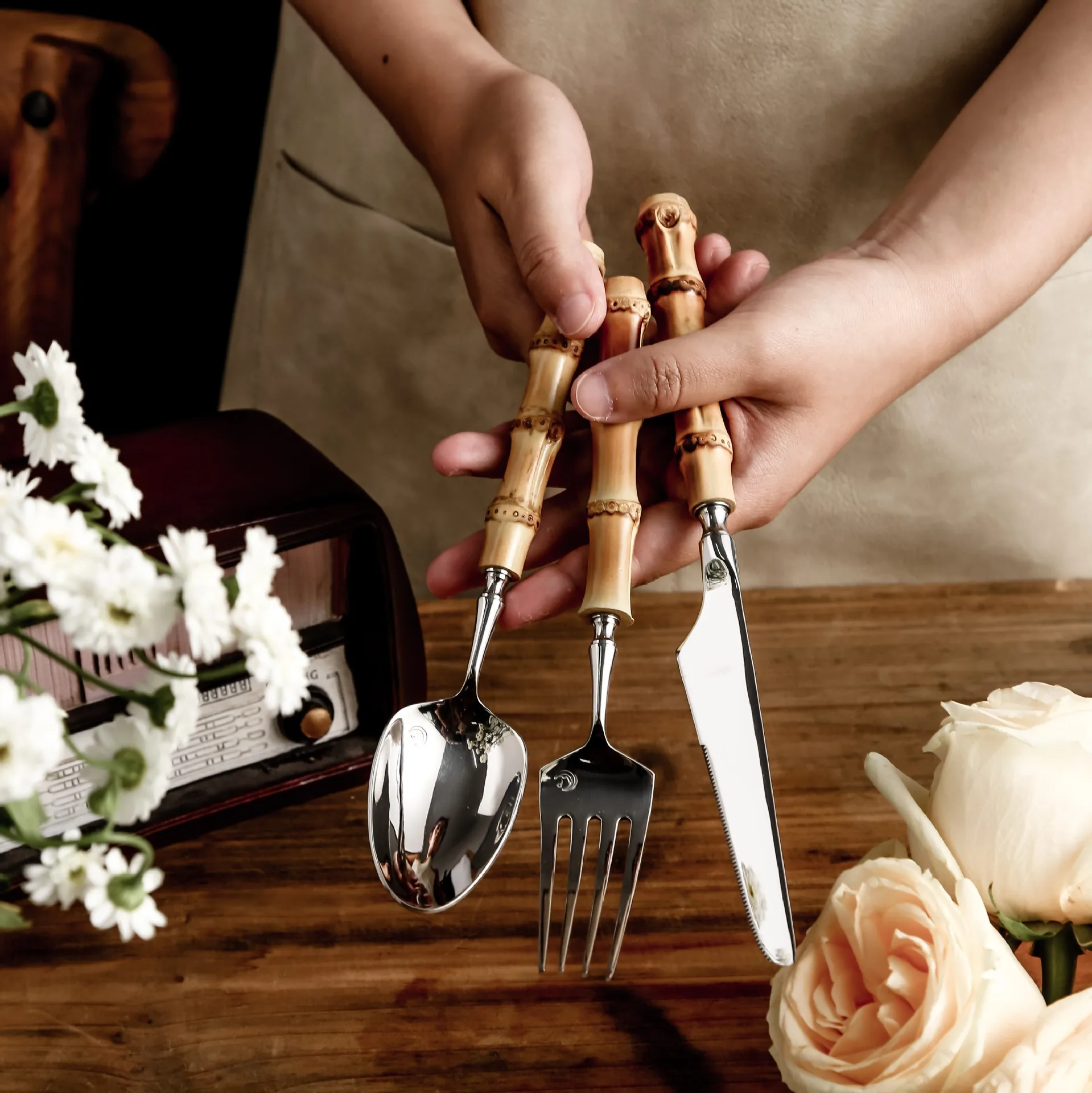 Direct Price Stainless Steel 304 Bamboo Handle Stainless Steel Cutlery Gold Flatware Set